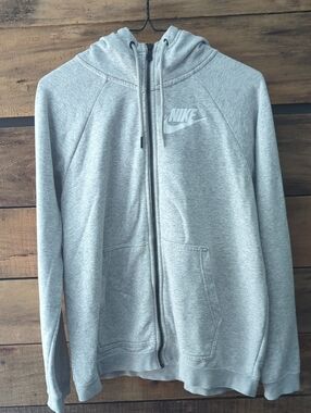 Nike Light Grey Full-Zip Performance Hoodie Jacket